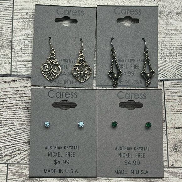 Caress Earrings Set Of 4 NWT - Picture 1 of 5